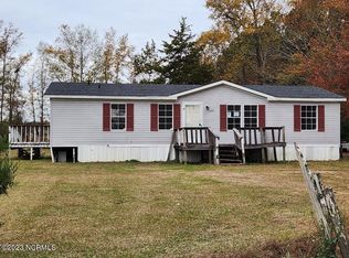 546 Hillery Stewert Ln, Kinston, NC 28504