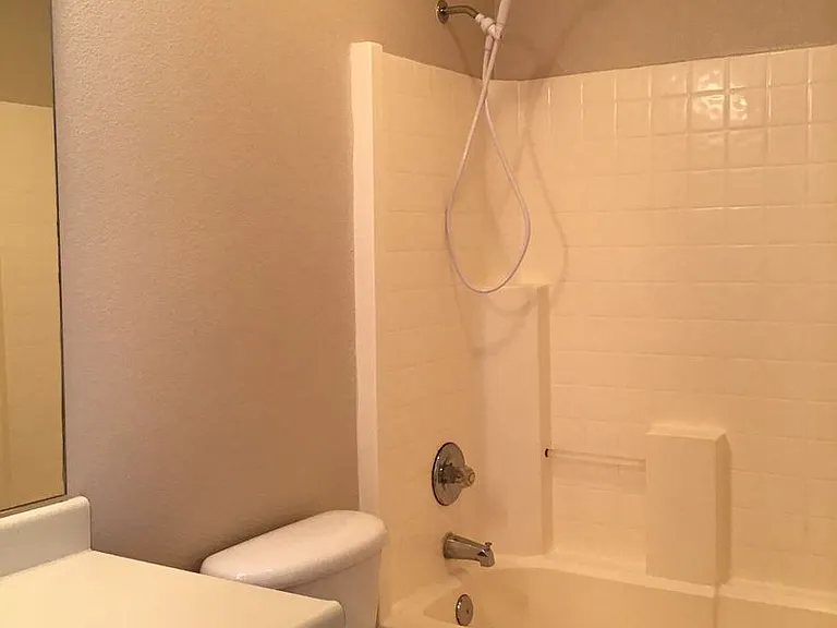 4012 Wimbledon Dr — Photo 7