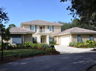 691 N Tomahawk Trl, Vero Beach, FL 32963