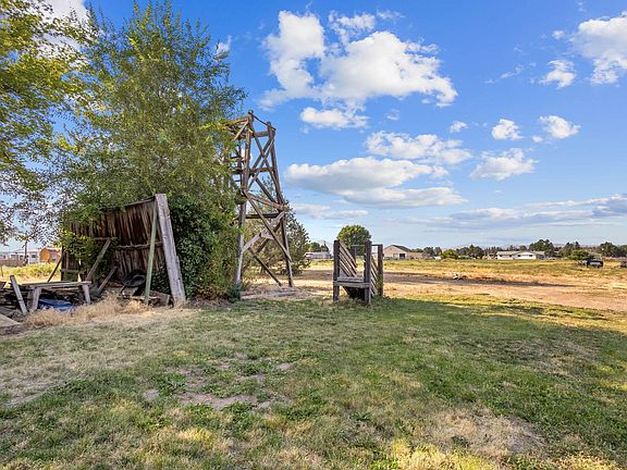 3rd image of 1838 NW Madras Hwy