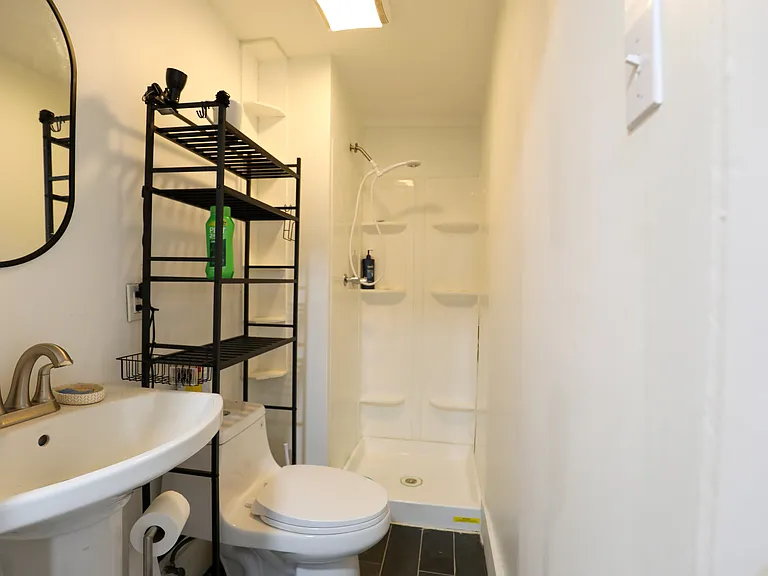 49 Main St #1 — Photo 7