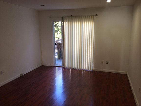 3rd image of 760 6th Ave APT 1