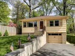 6 Harriet St, West Orange, NJ 07052