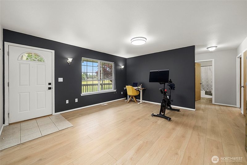 5th image of 10309 School Land Road SW