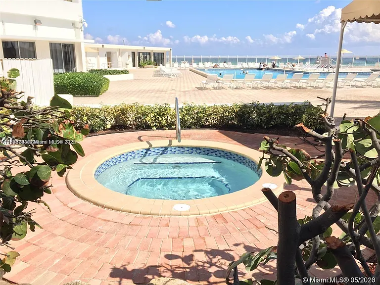 3505 S Ocean Dr #320 — Photo 21