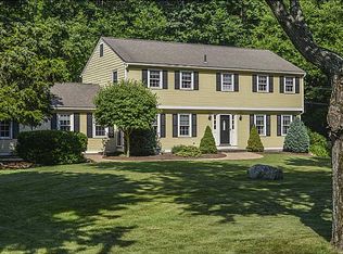 170 Stone Ridge Dr, East Greenwich, RI 02818