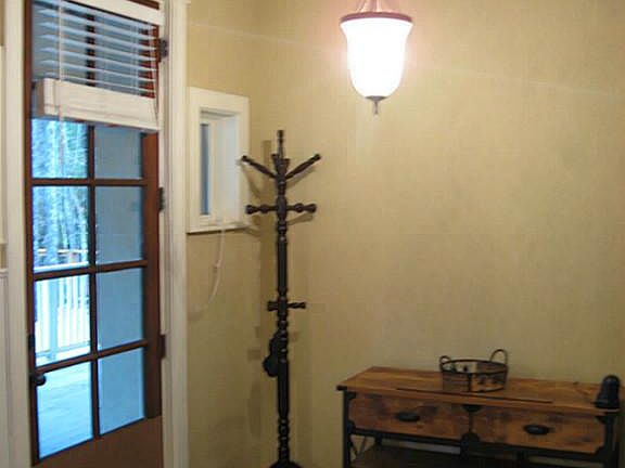 Entry way with security alarm system