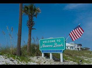 8522 Gulf Blvd APT 16, Navarre, FL 32566