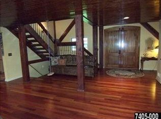 5622 Ambau Rd, Spring Grove, PA 17362