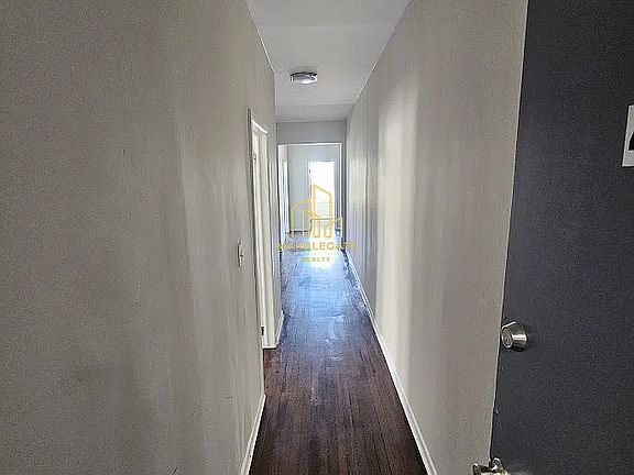 4th image of 220 Roseville Ave #402E