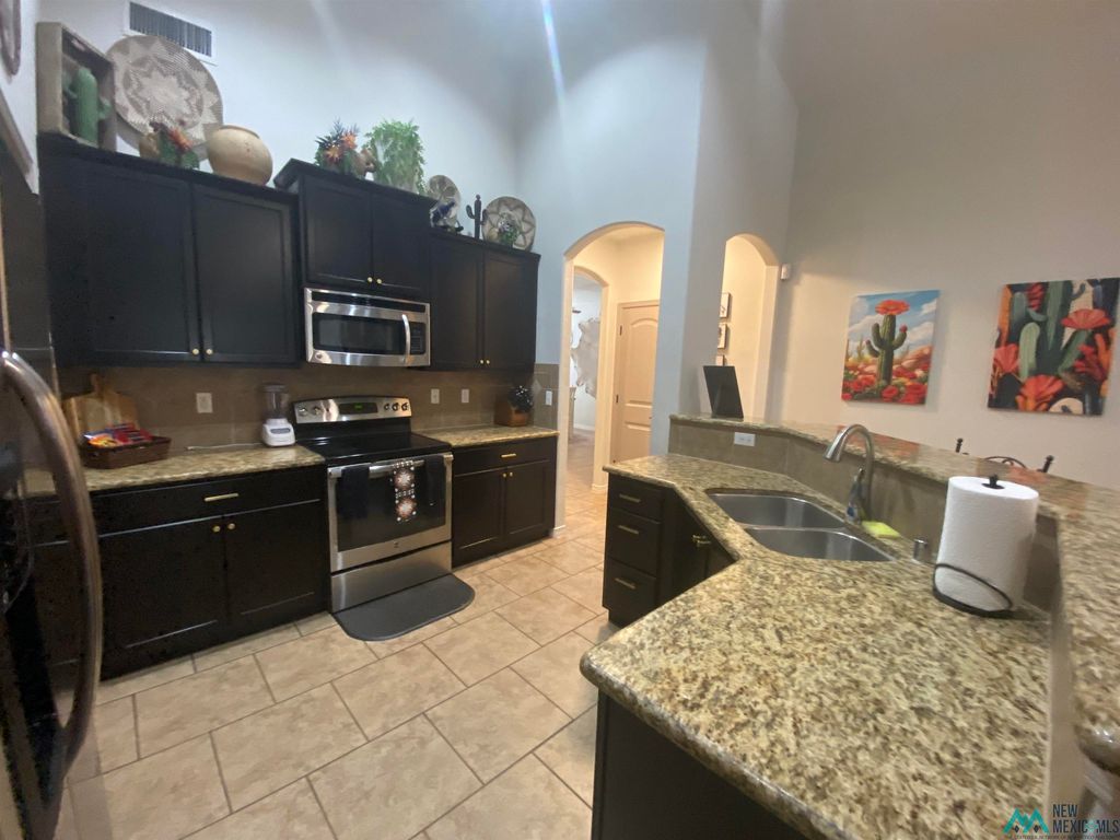1838 Troy Dr, Carlsbad, NM - More