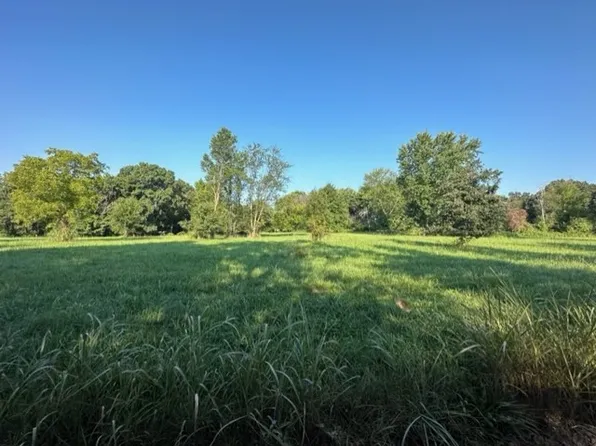 N Edmondson Rd, Gentry, AR 72734