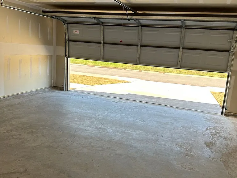 208 Sofia Dr — Photo 15