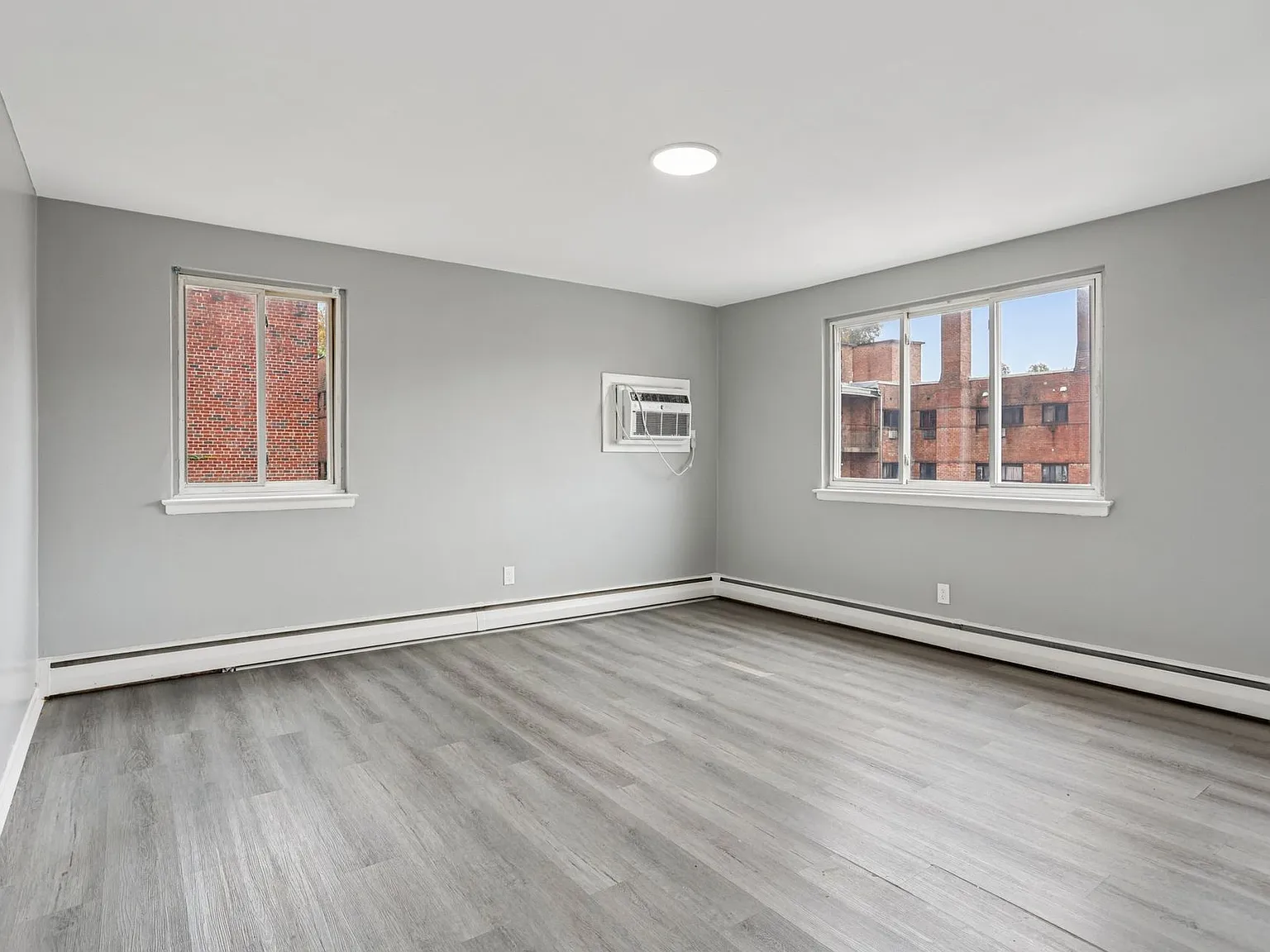 Mandela Apartments — Photo 3