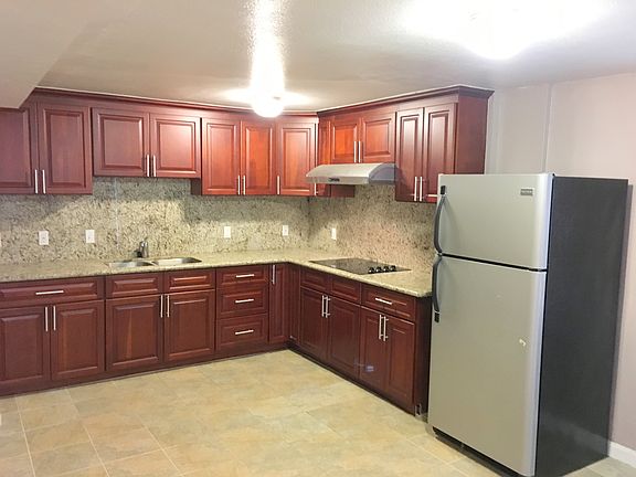 3rd image of 32 Santa Elena Ave #B