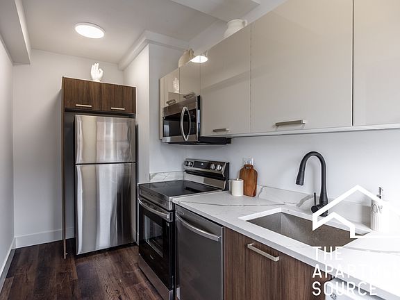 2nd image of 1553 W Olive Ave #1