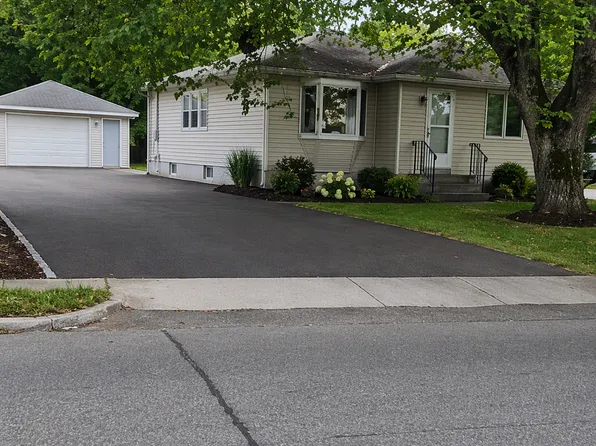 5815 42nd Ave N, Robbinsdale, MN 55422
