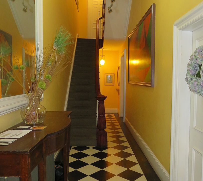 1st image of 2114 Pine St APT 3F