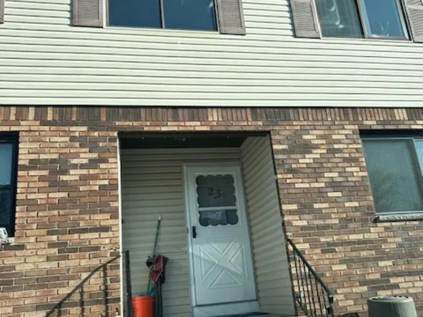 25 Katan Loop #B, Staten Island, NY 10308