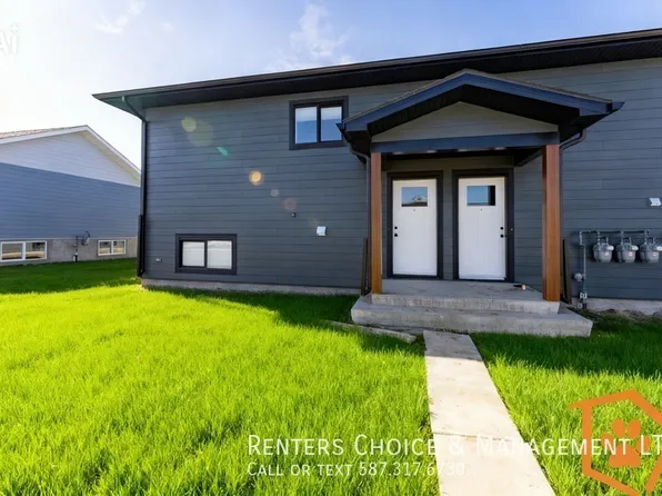 5624C 43rd Ave, Taber, AB T1G 1A5