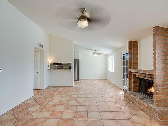 3rd image of 1429 Cedar Oak Dr