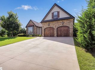 19 Star Fish Ct, Simpsonville, SC 29681
