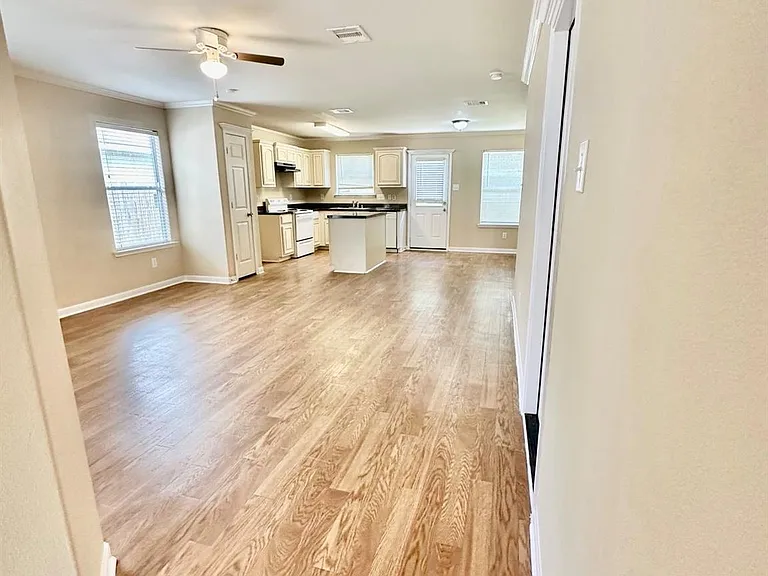 6715 Waterlilly View Ln — Photo 8