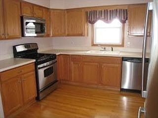 4th image of 16908 Elm Lane Dr
