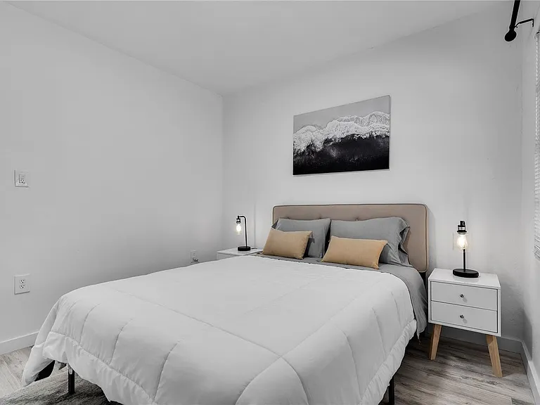 1510 Normandy Dr #0 — Photo 5