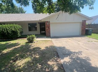 6912 E 46th Pl, Tulsa, OK 74145