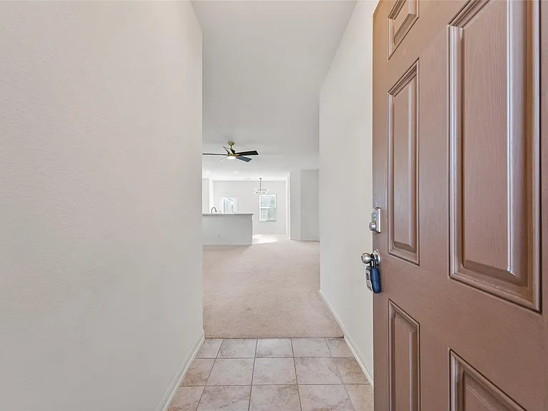 5006 Fairwater Ct — Photo 3
