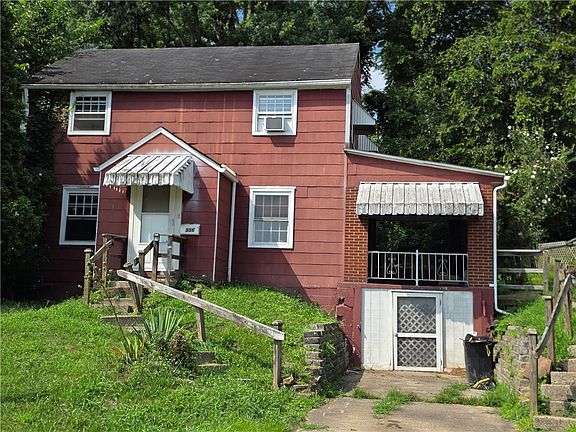 2nd image of 956 Jefferson Dr
