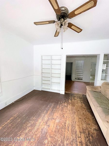 2nd image of 7 Ridge Avenue