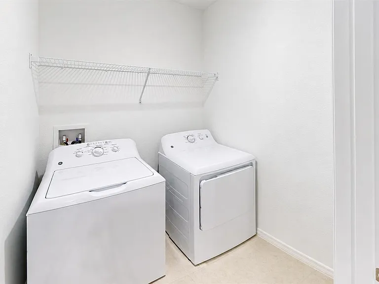 2239 Rose Finch Hill Pl — Photo 11