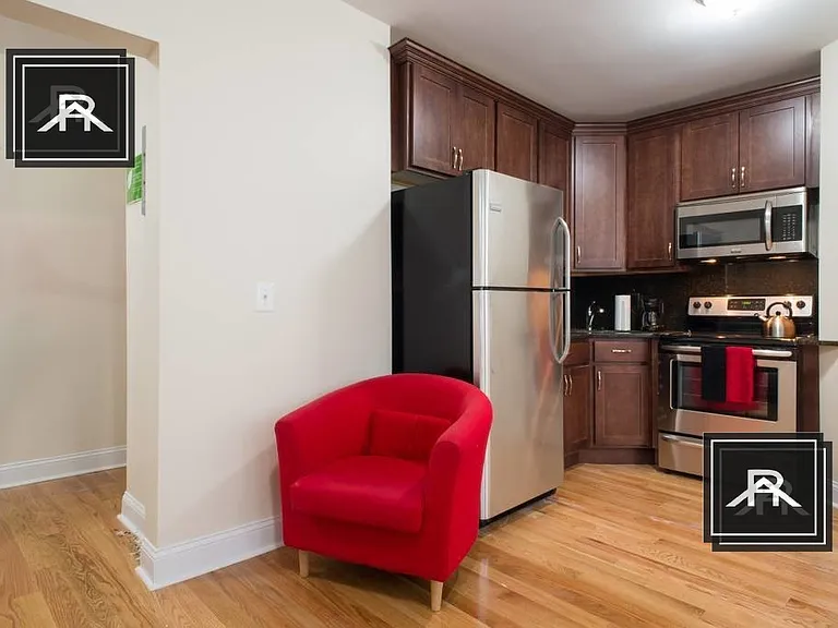 246 Kelton St #9 — Photo 2