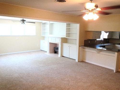 3rd image of 1700 Hilltop Dr