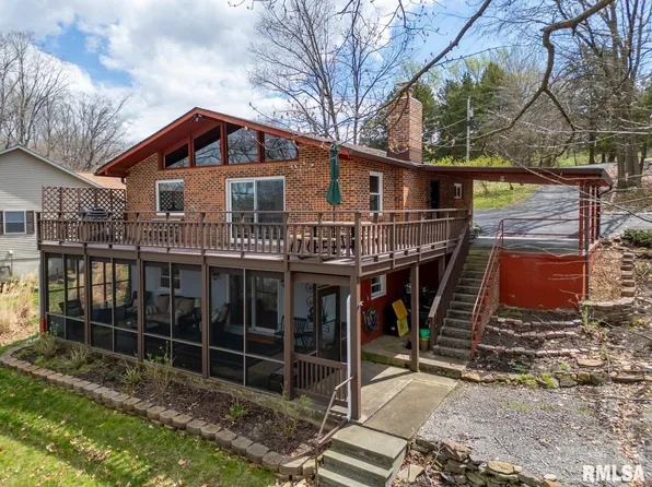 70 Water Front Dr, Creal Springs, IL 62922