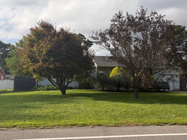 1141 Commonwealth Blvd, Toms River, NJ 08757