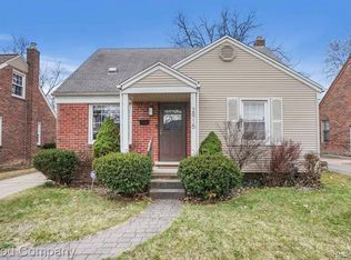 2915 N Altadena Ave, Royal Oak, MI 48073