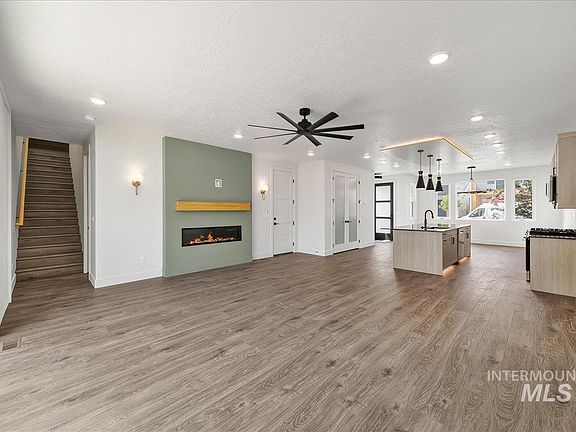60 N Feather Reed Ave, Meridian, ID 83642 | MLS #98996330 | Zillow