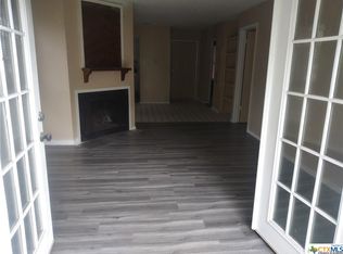 1900 West Loop, Austin, TX 78758