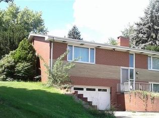 439 Shuster Dr, Freeport, PA 16229