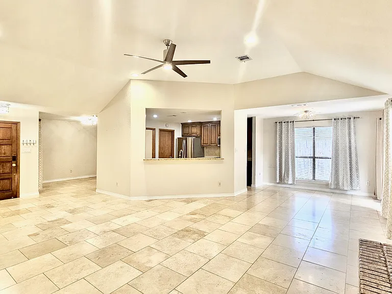 1445 Sedalia Dr — Photo 16