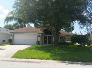 2715 Cranes Cove Dr, Kissimmee, FL 34741