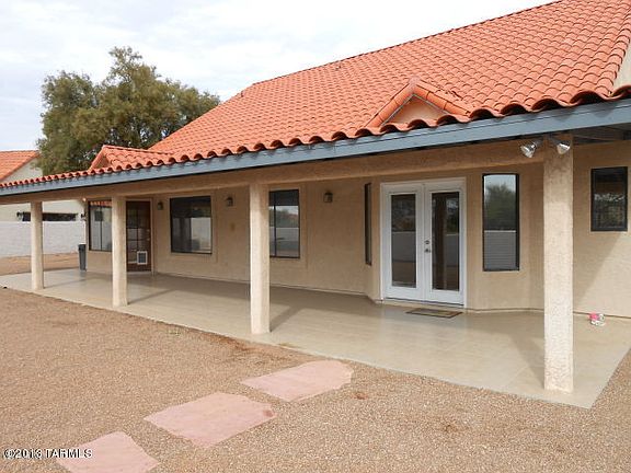 5th image of 10895 N Broadstone Dr