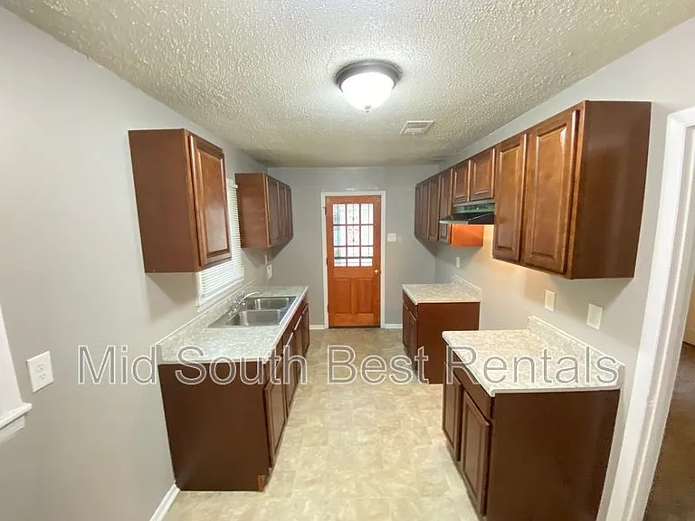 3557 Kathy Rd — Photo 7