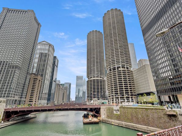 300 N State St APT 4930, Chicago, IL 60654