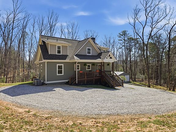 2nd image of 753 Pit Rd