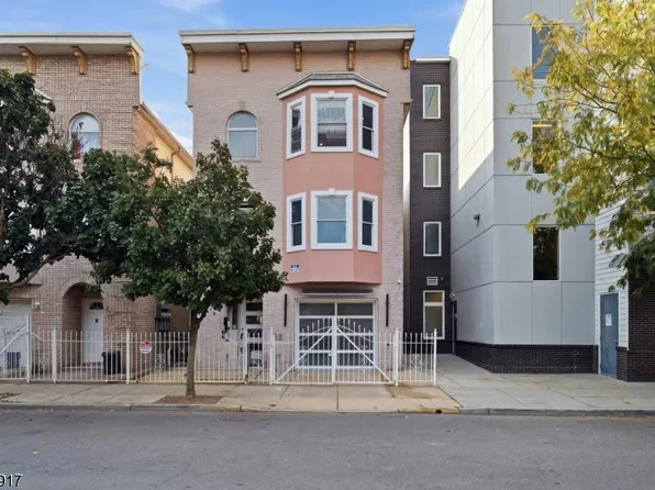 409 Halsey St, Newark City, NJ 07102