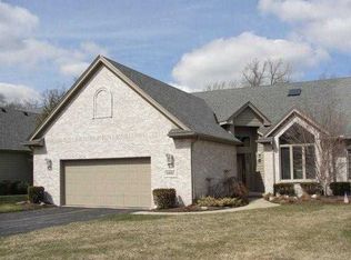 8440 Augusta Ln, Holland, OH 43528